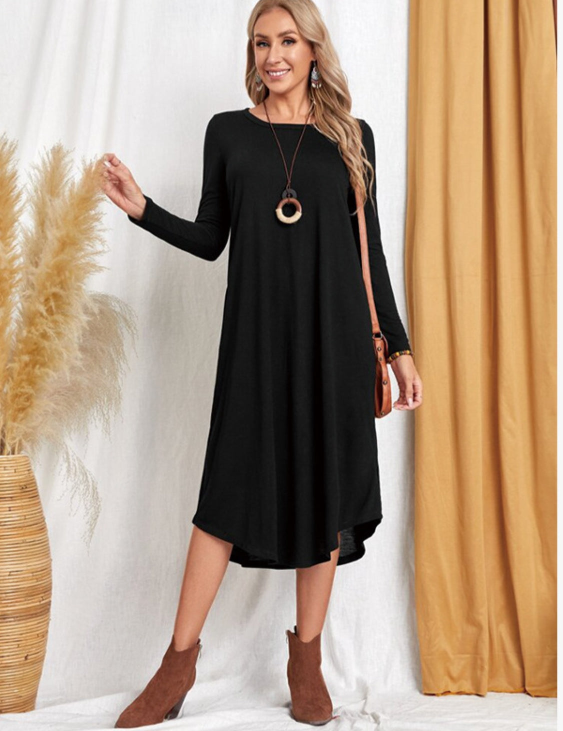 Pocketed Round Neck Long Sleeve Tee Dress